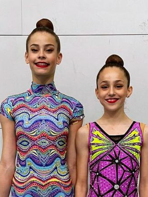 Les gimnastes Emma Cuesta i Ona Barrau, a l'Estatal Absolut