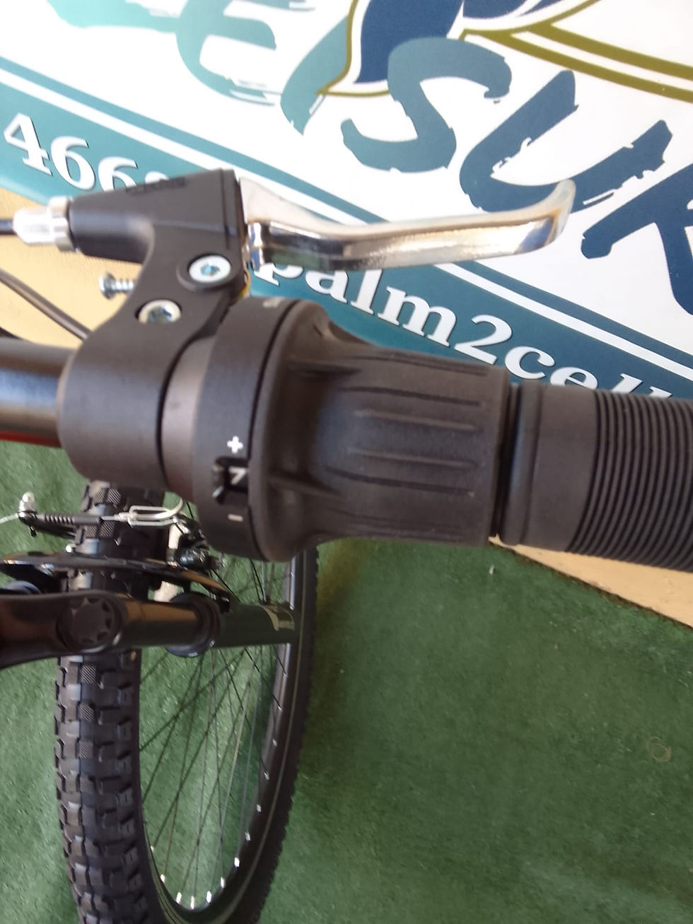 Thumbnail: New Large size 29 Movelo 21 speed Mountain Bike.