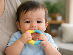 baby teething symptoms drooling chewing teether singapore