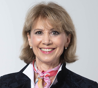 linda-camenisch_edited.jpg