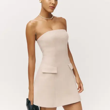 Bridal Fashion for the Minimalist Bride: Understated Elegance