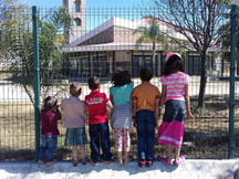 Estar abiertos a la vida puede representar todo un reto, pero abandonarse a la Providencia de Dios siempre garantizará que se puede salir adelante.