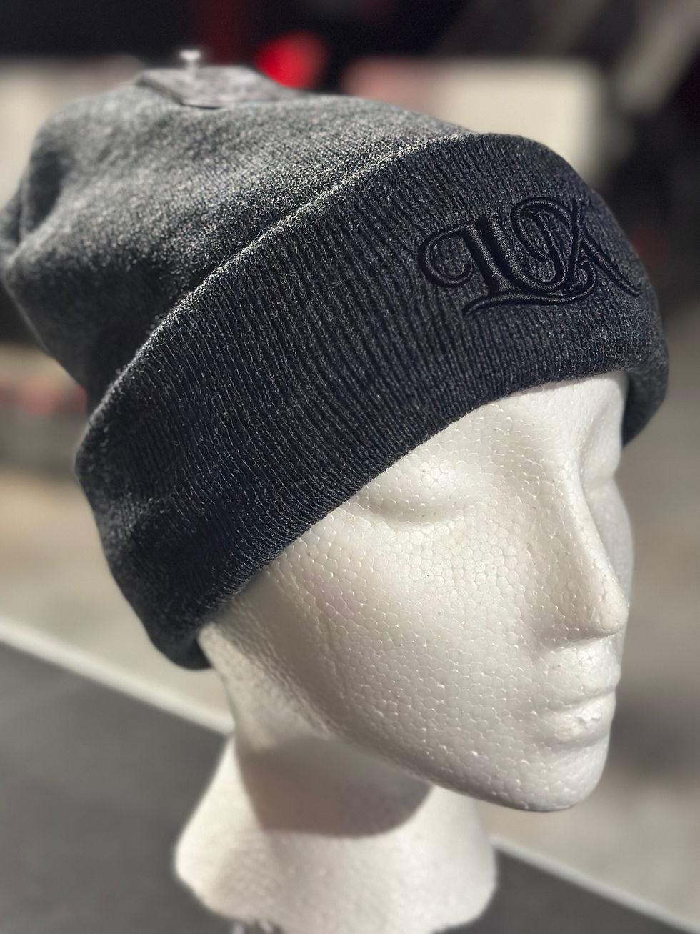 Miniature : Tuque charcoal doublé en acrylique LUX noir