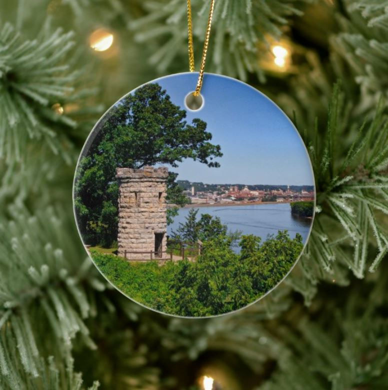 Thumbnail: Julien Overlooking Dubuque - Dubuque, IA