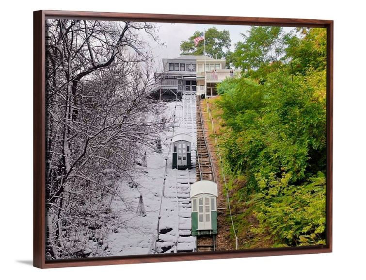 Thumbnail: Split Seasons - Dubuque, IA