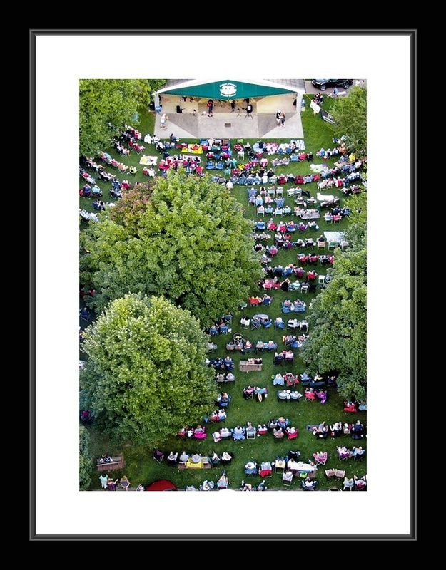Thumbnail: Music in the Gardens - Dubuque, IA