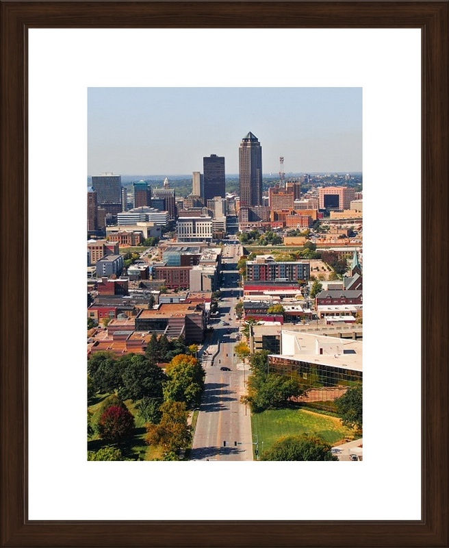 Thumbnail: Grand Avenue - Des Moines, IA