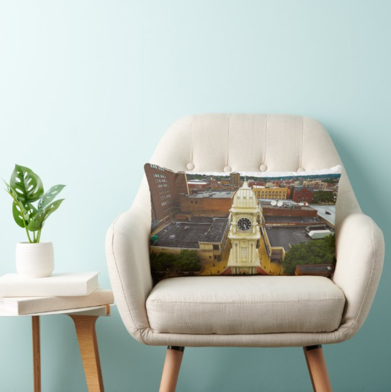 Thumbnail: Town Clock - Dubuque, IA