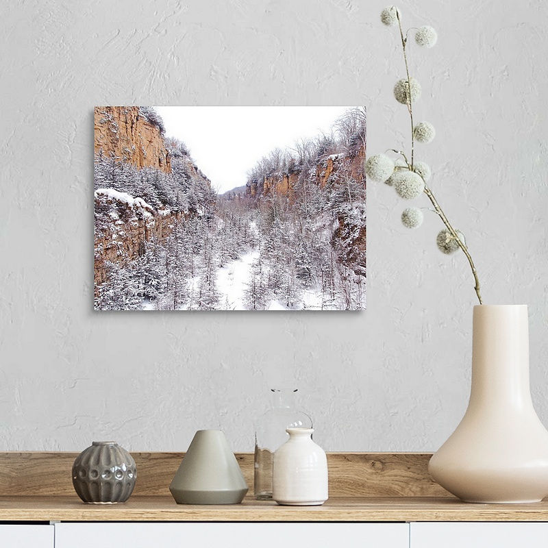 Thumbnail: Winter Wonderland: Horseshoe Bluff - Dubuque, IA