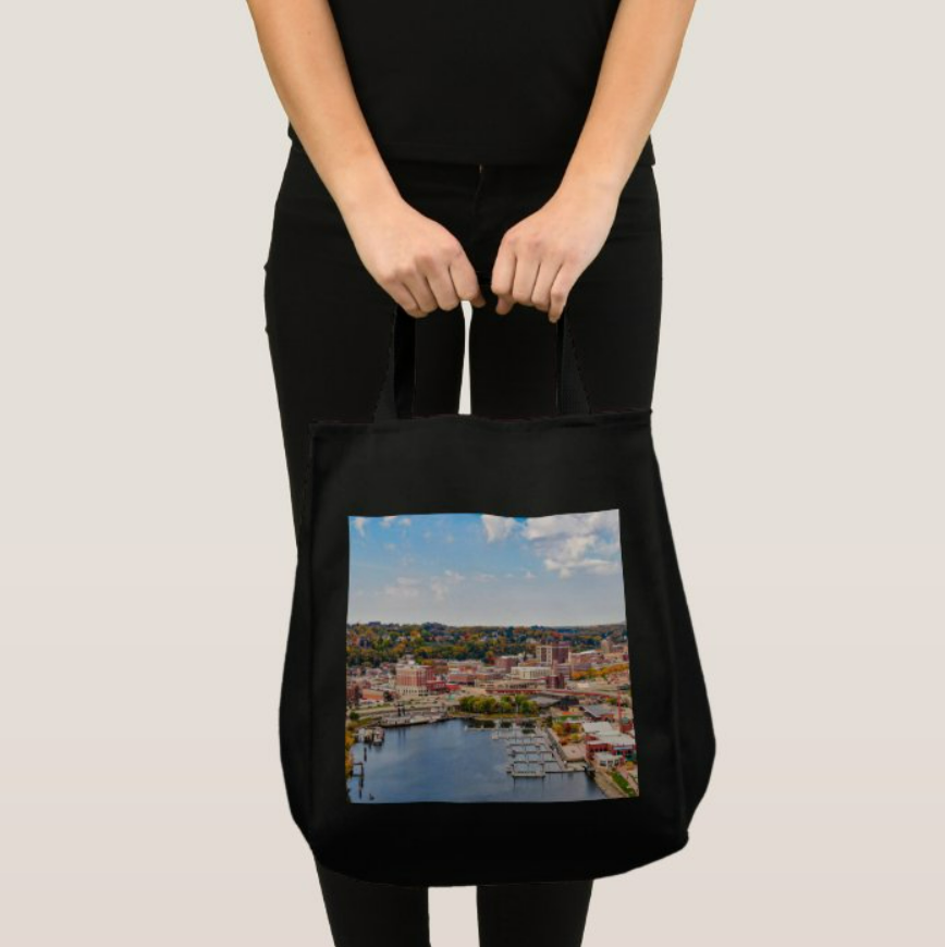 Thumbnail: Autumn above the Port of Dubuque, IA