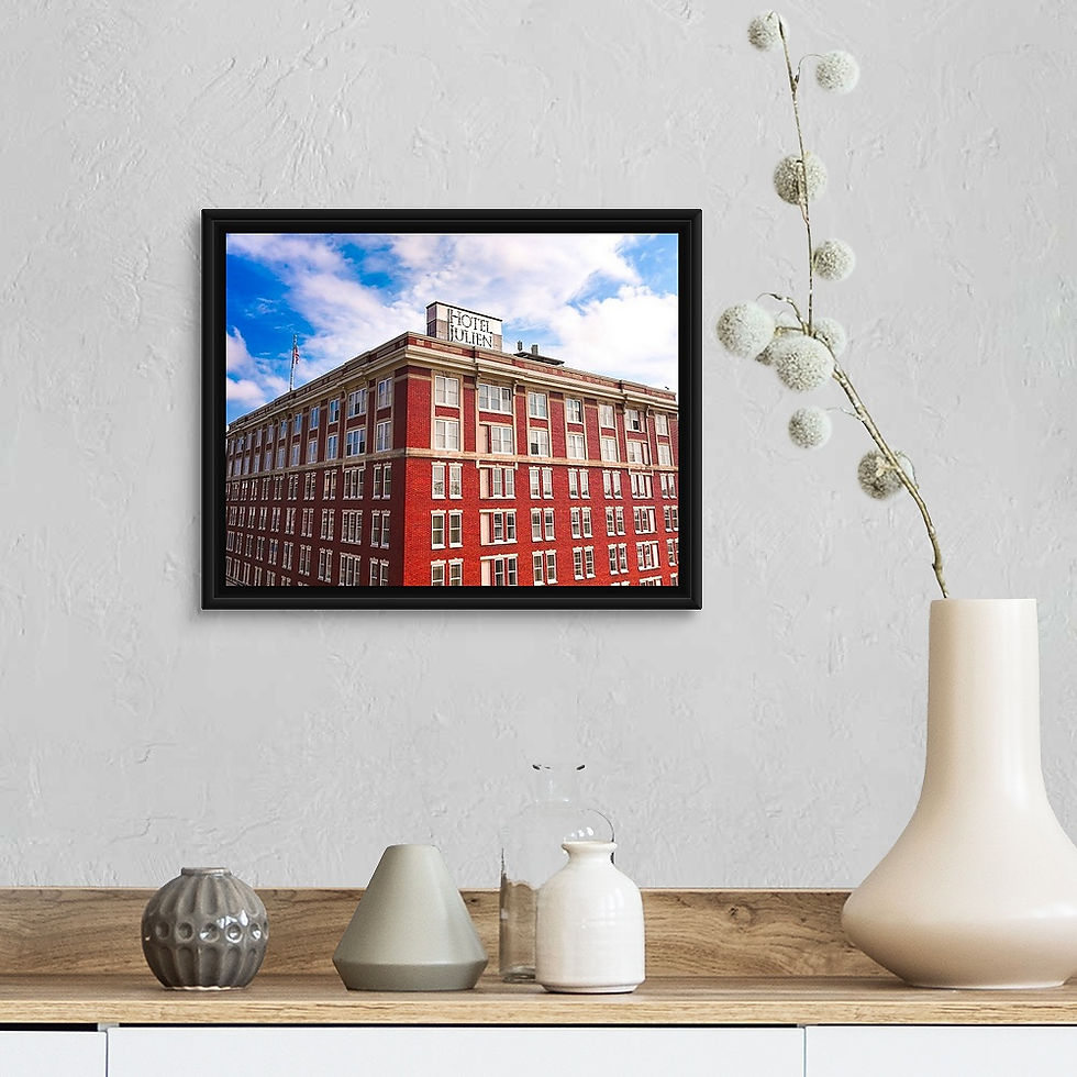 Thumbnail: Julien Dubuque Hotel - Dubuque, IA