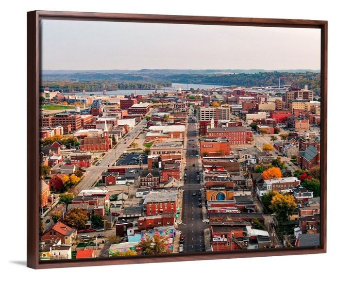Thumbnail: Straight down Central - Dubuque, IA