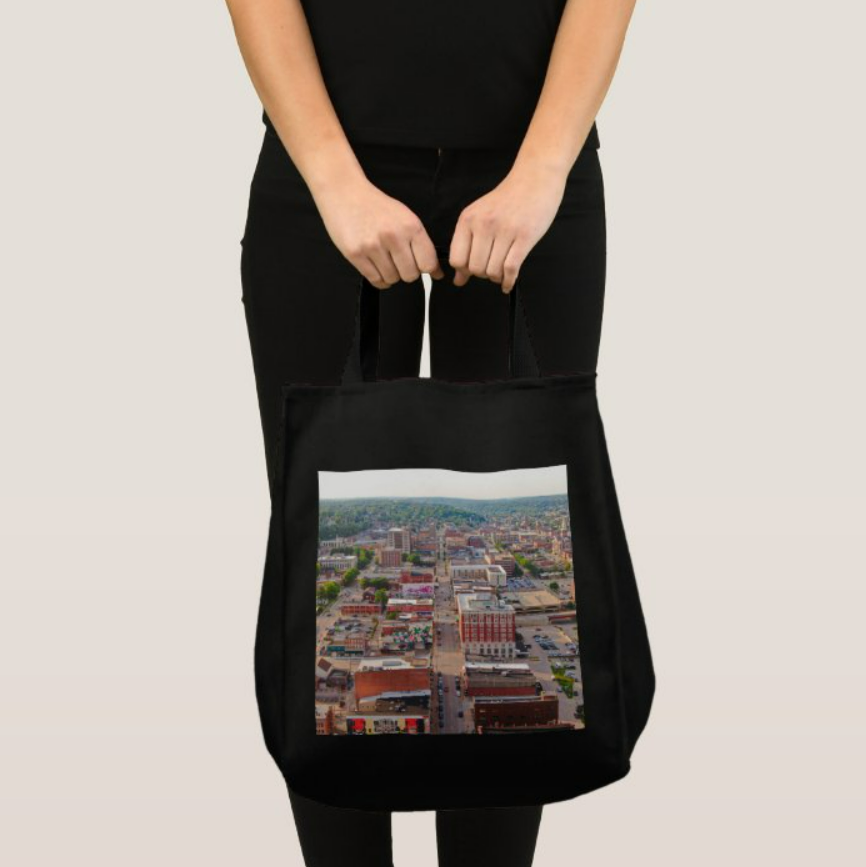 Thumbnail: Main Street / Downtown Dubuque, IA