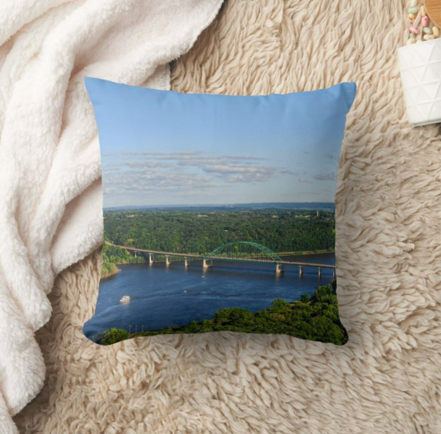 Iowa / Wisconsin Bridge - Dubuque, IA