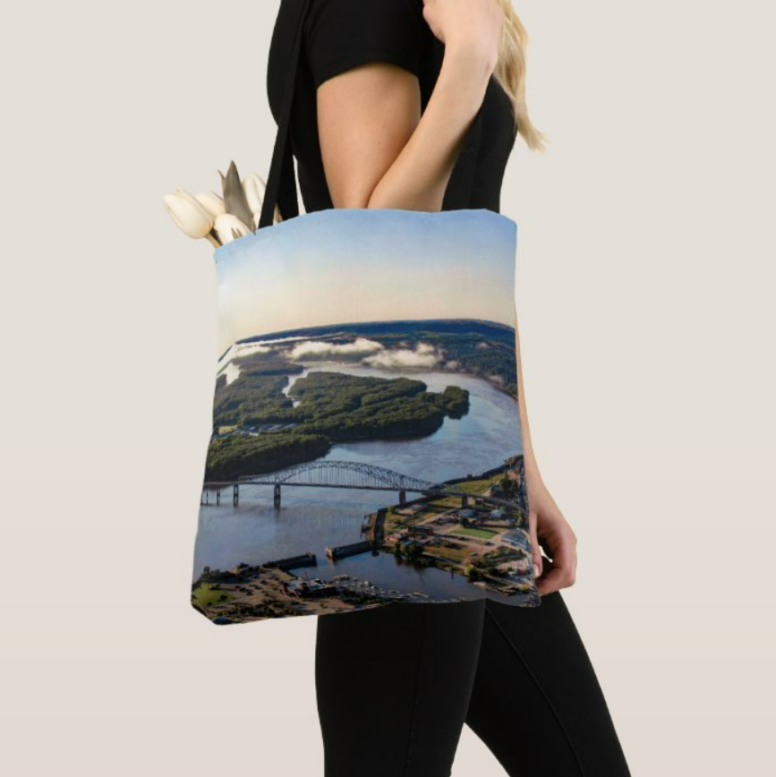 Thumbnail: Mornings on the Mississippi - Dubuque, IA
