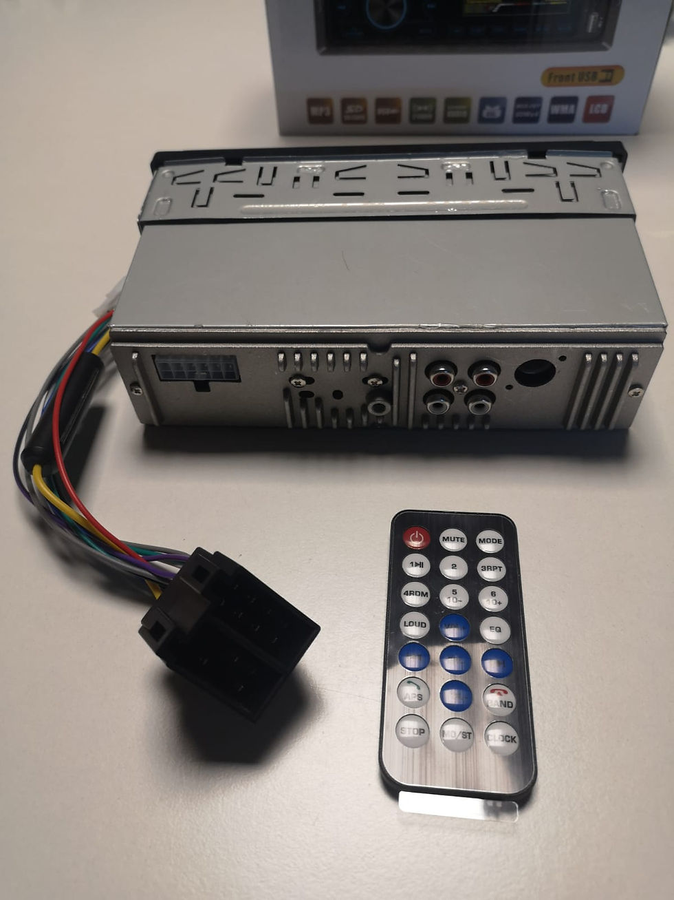 Thumbnail: BLUETOOTH AUTORADIO TOUCH SCREEN