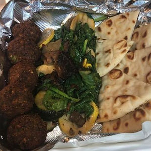 FALAFEL PLATTER