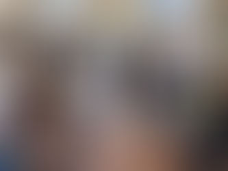 The Psychology Behind Intimate Gatherings (And Why They Feel So Meaningful)