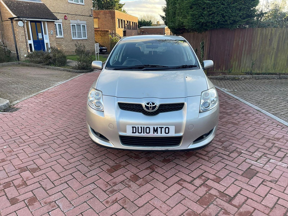 Thumbnail: TOYOTA AURIS 2010