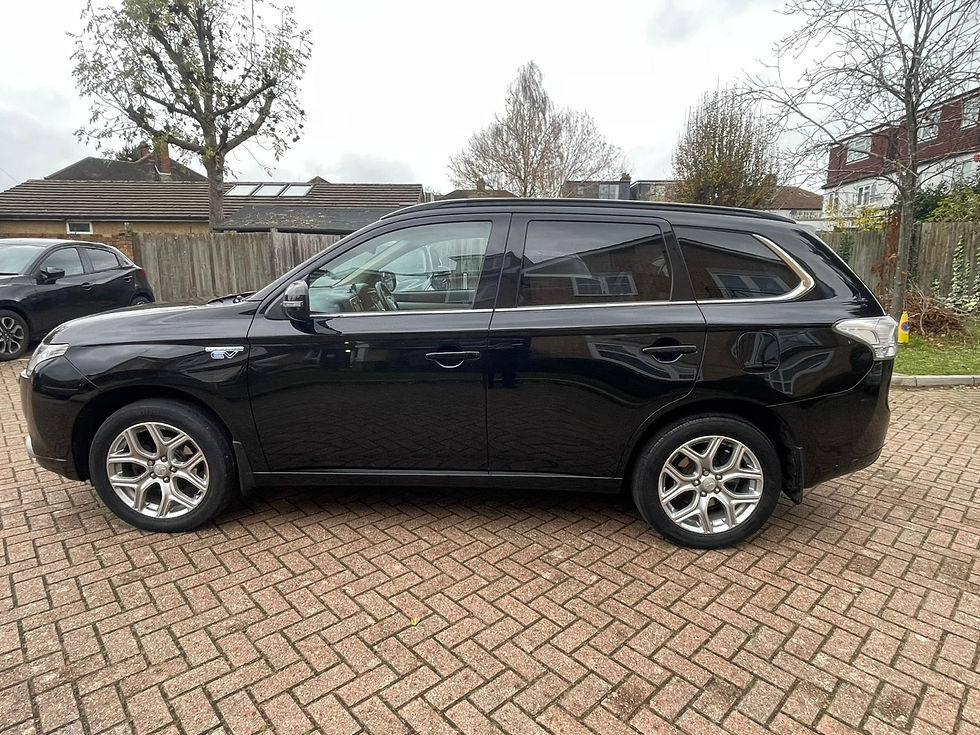 Thumbnail: MITSUBISHI OUTLANDER