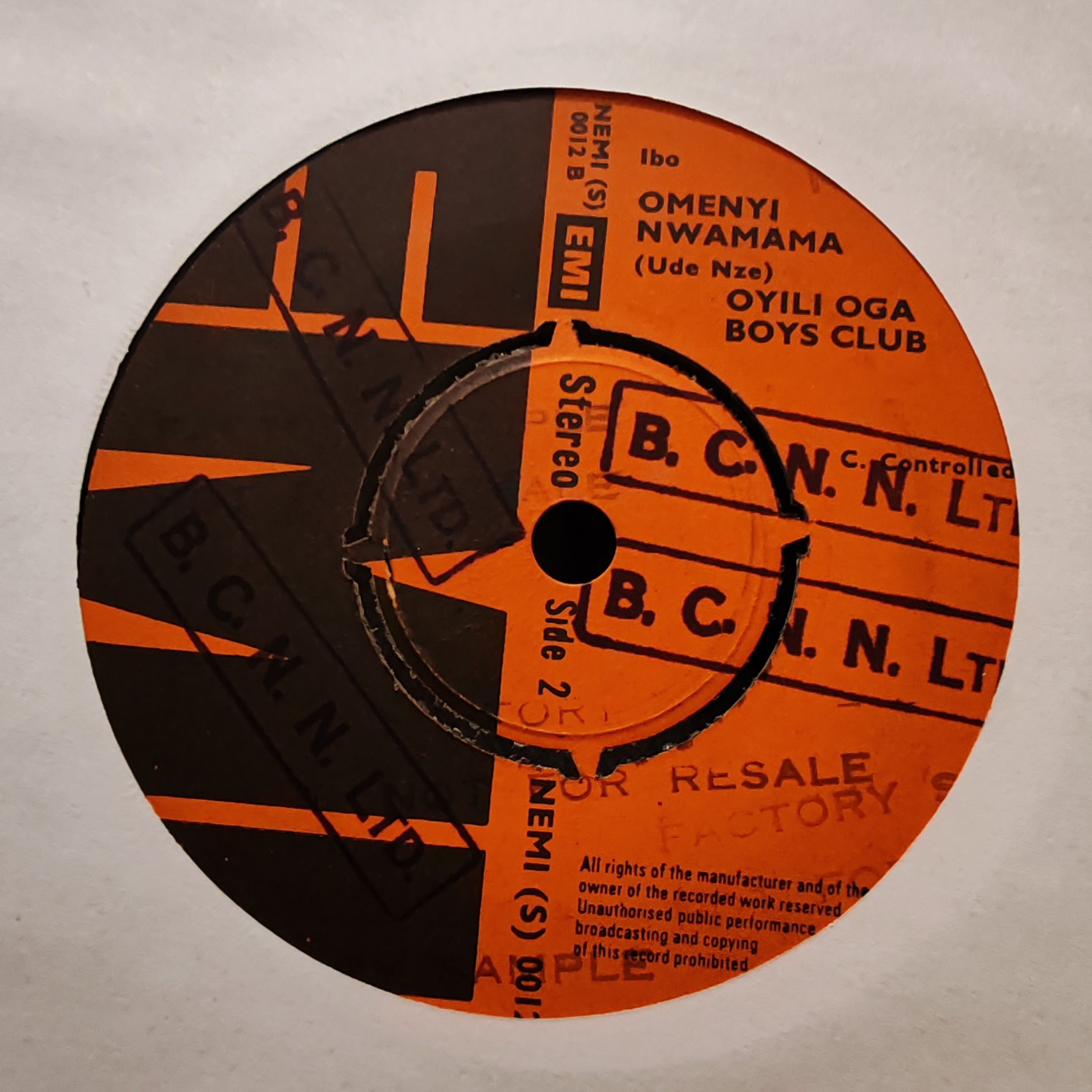 Oyili Oga Club - Omenyi Nwamama [HMV]