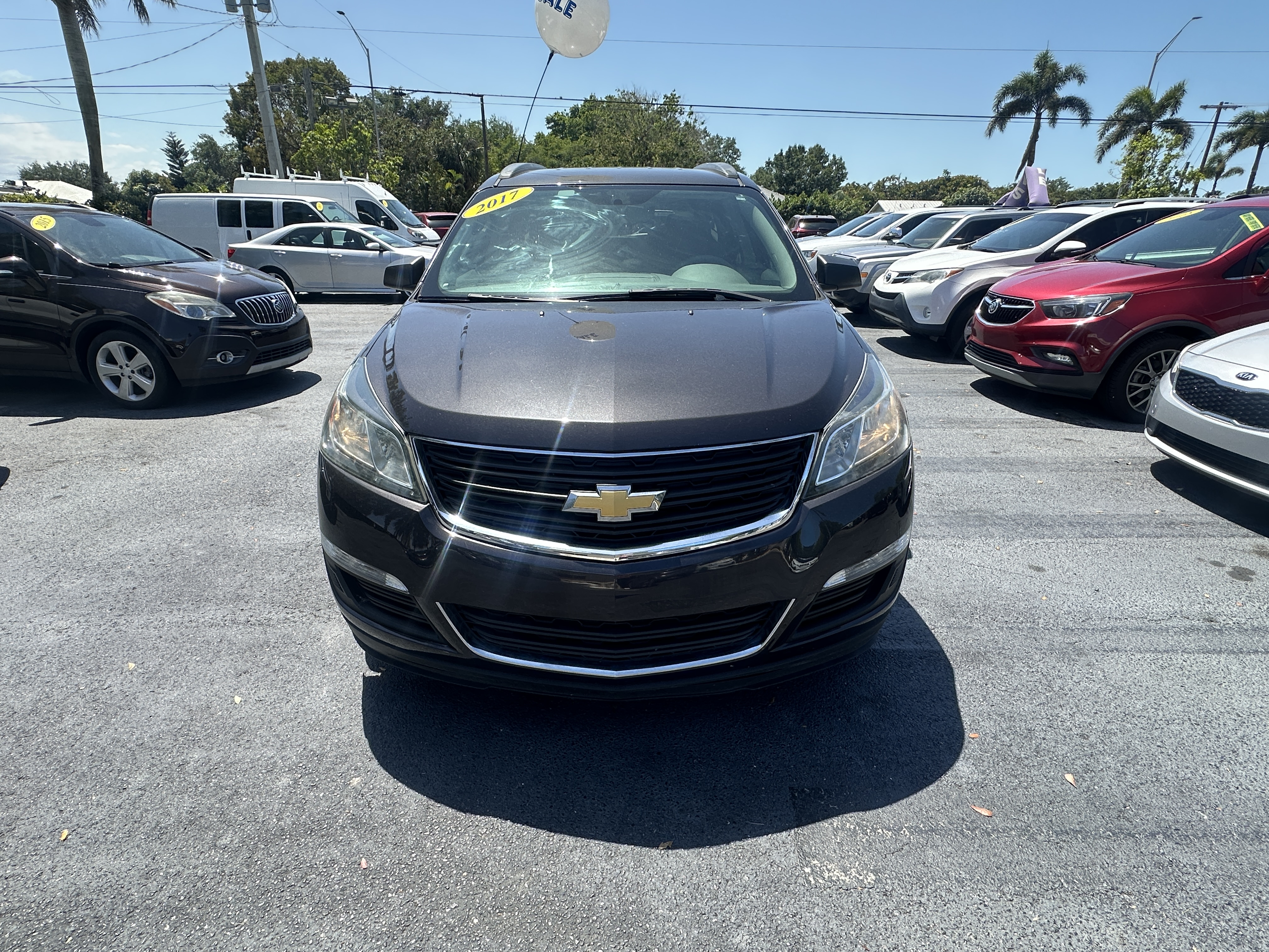 2017 Chevrolet Traverse LS's photo