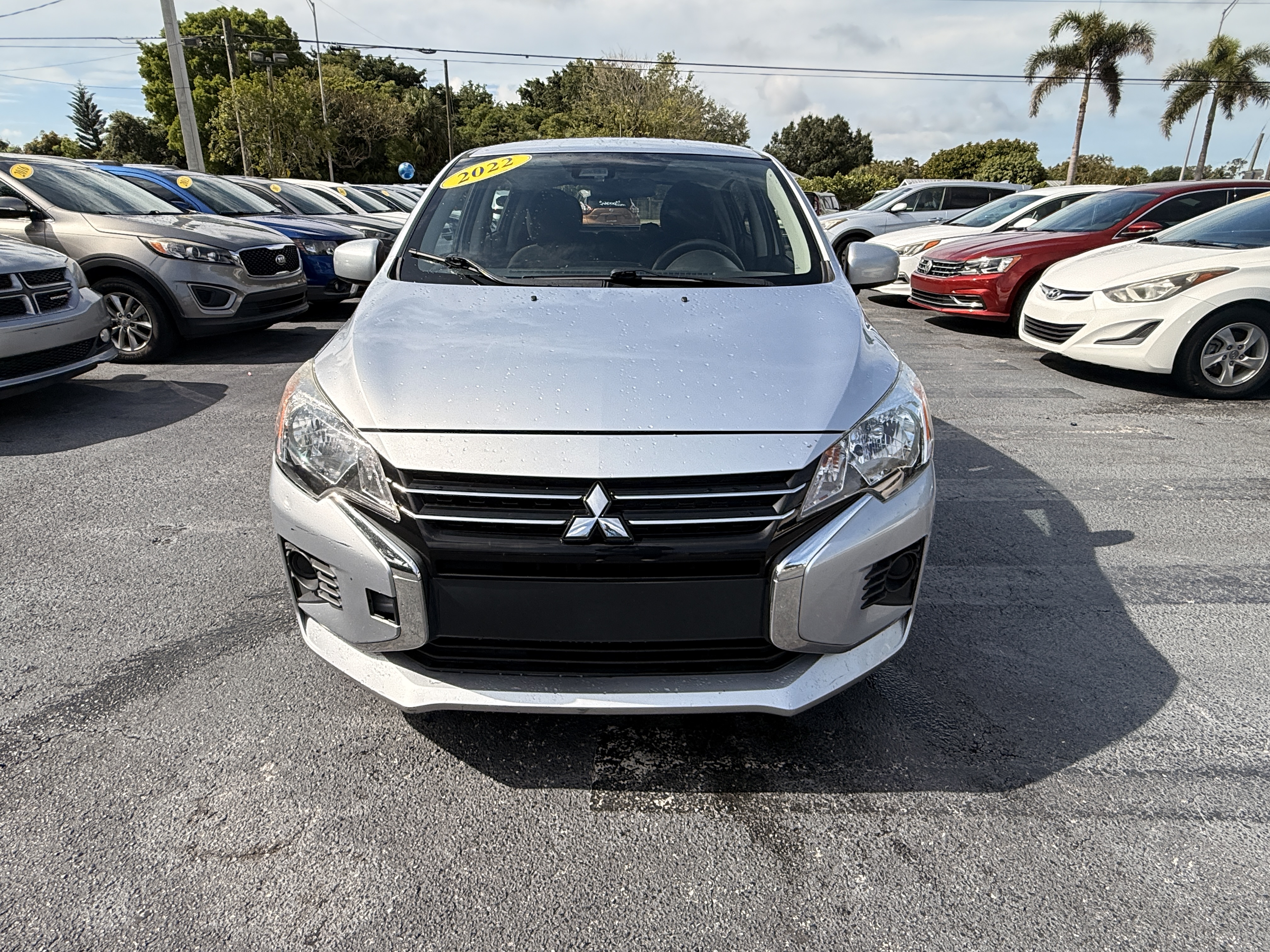 2022 Mitsubishi Mirage ES CVT's photo