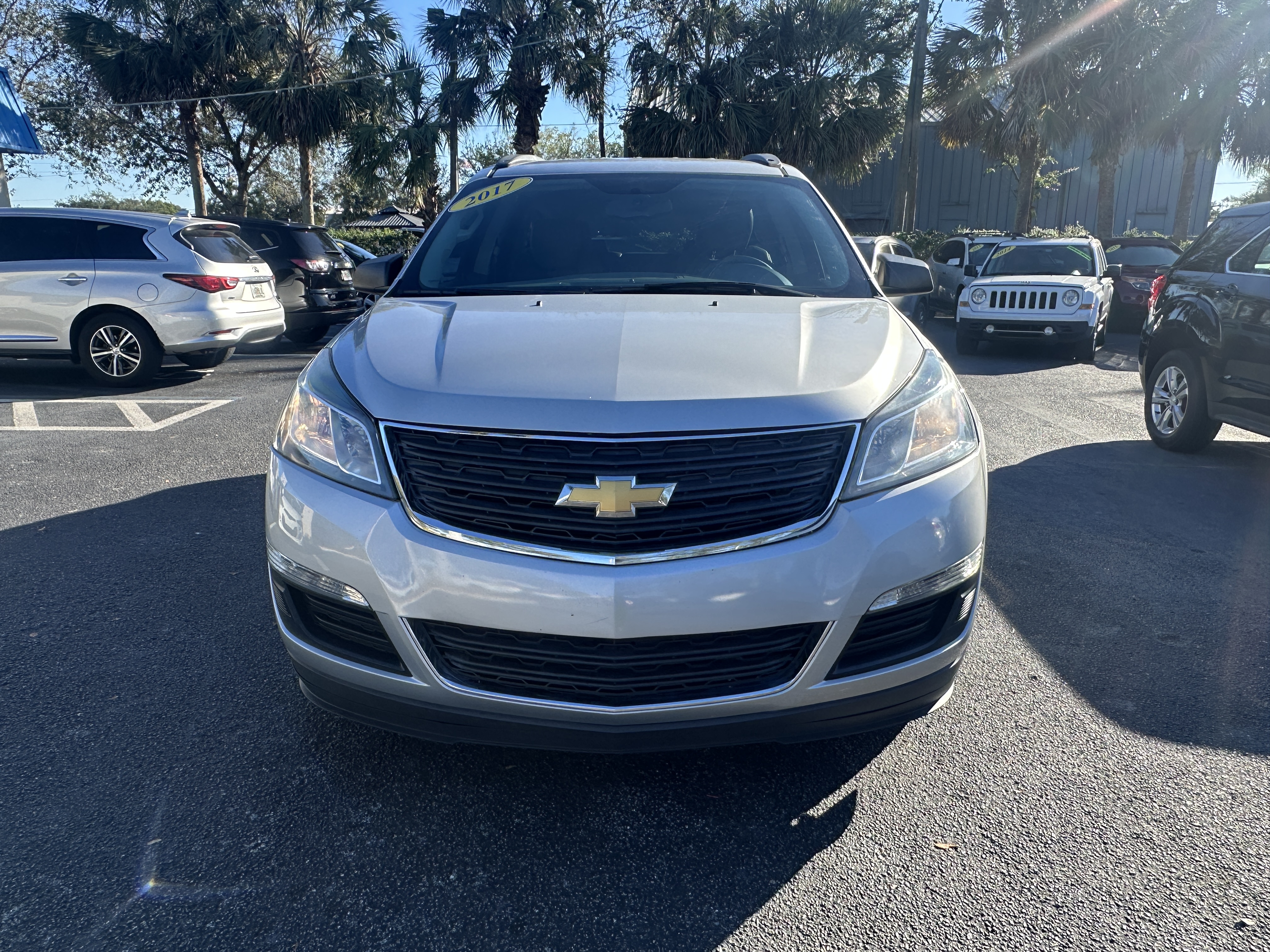 2017 Chevrolet Traverse LS's photo