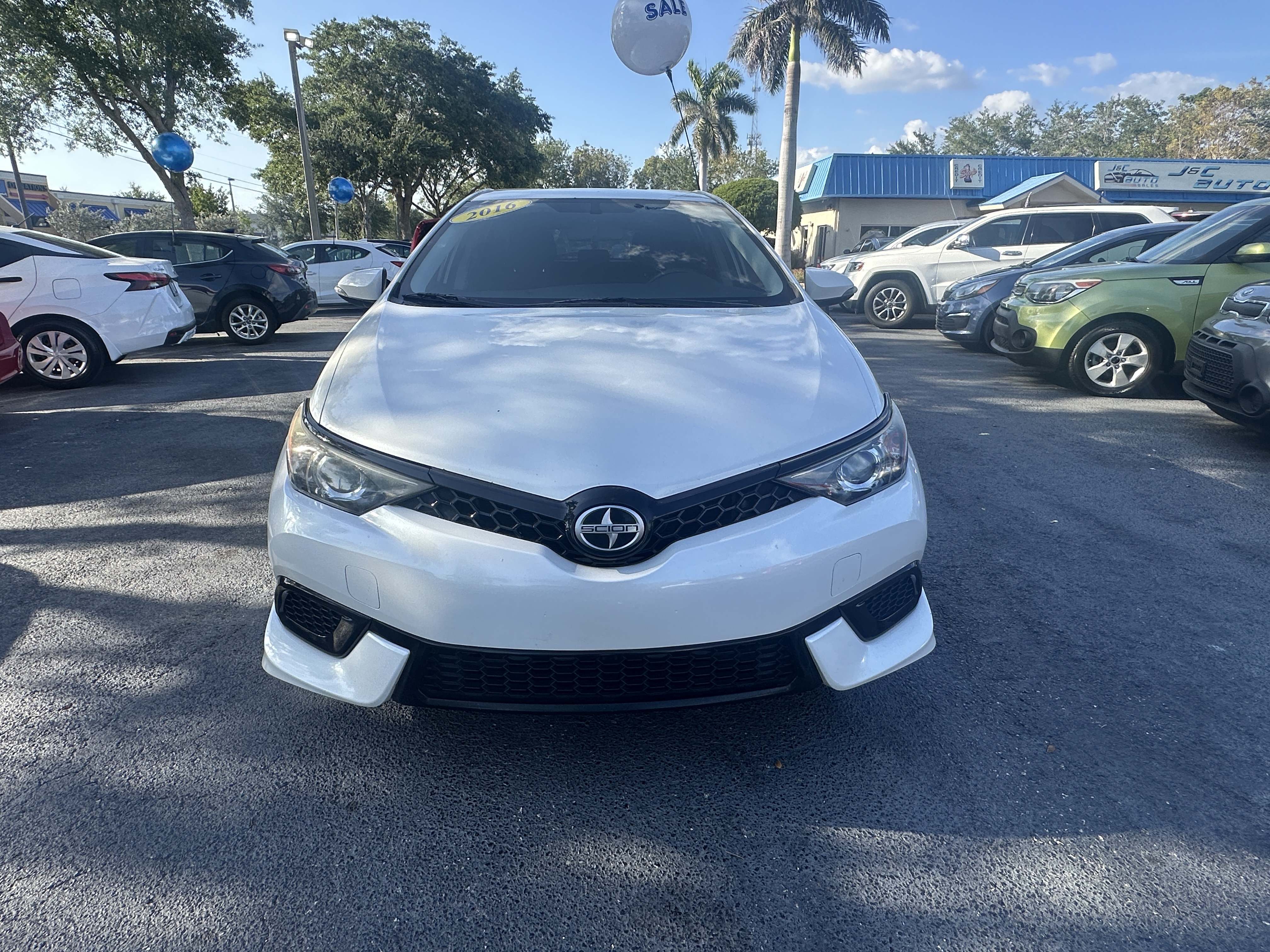 2016 Scion iM Base's photo