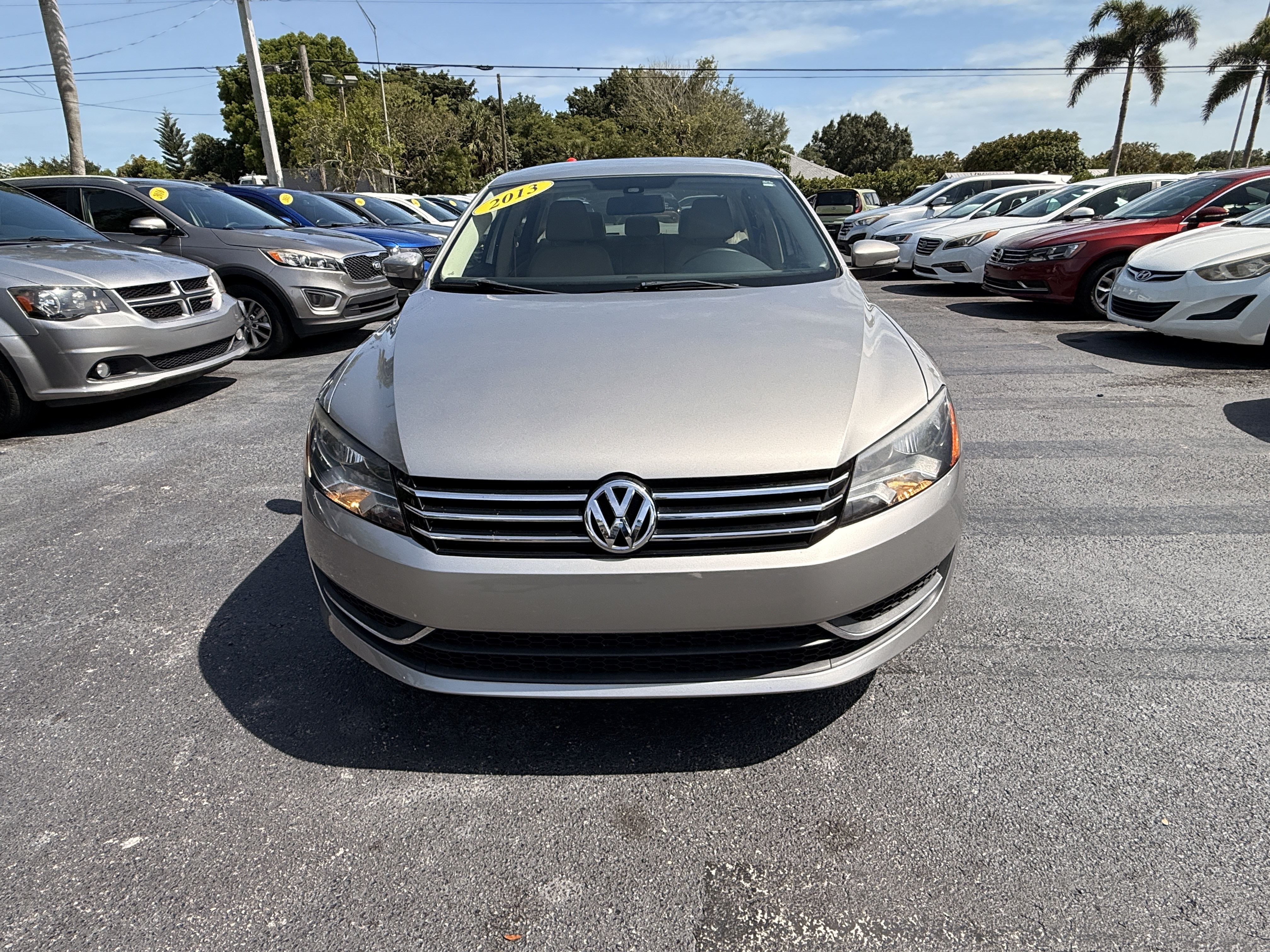 2013 Volkswagen Passat's photo