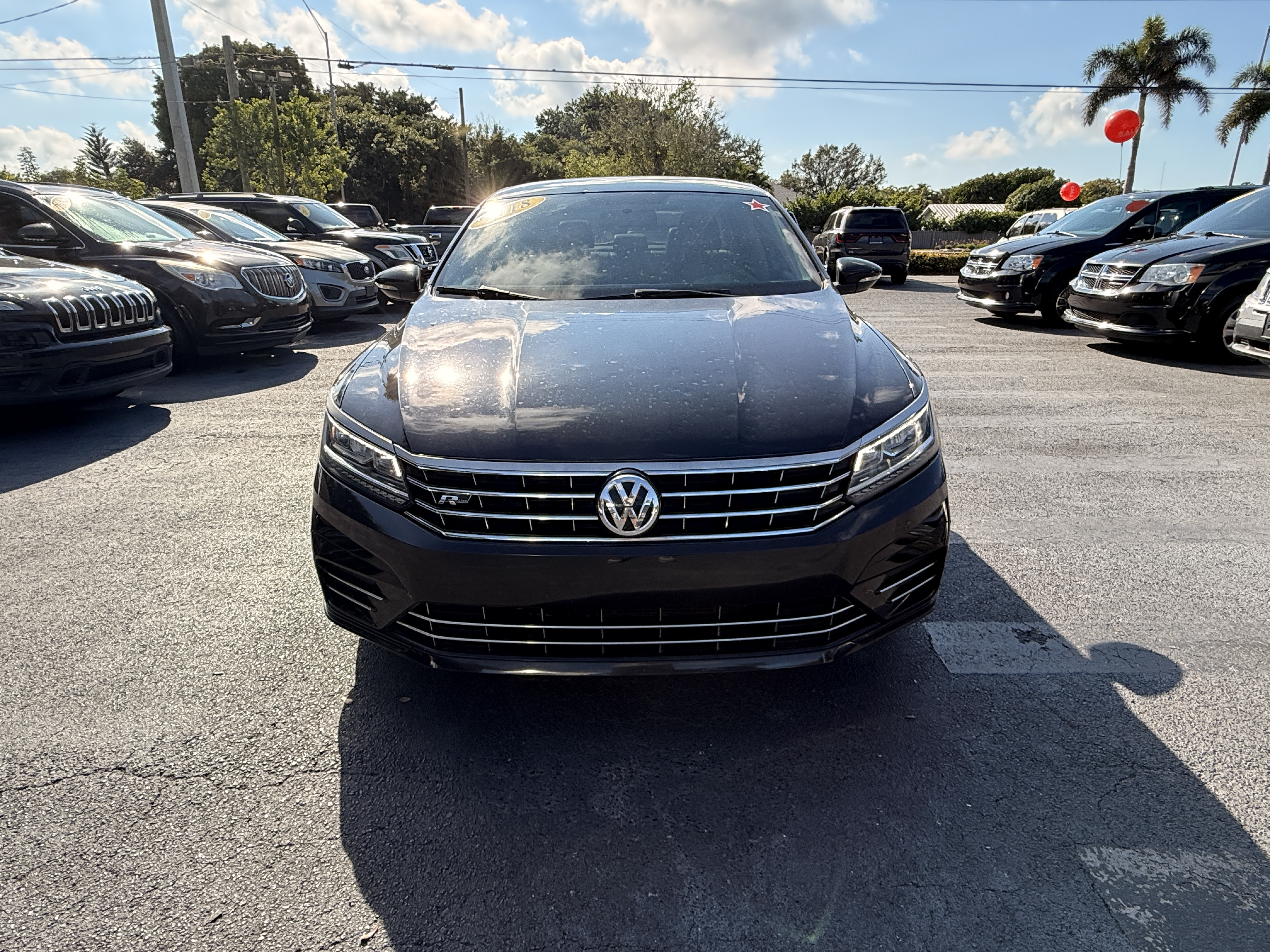 2018 Volkswagen Passat R-Line's photo