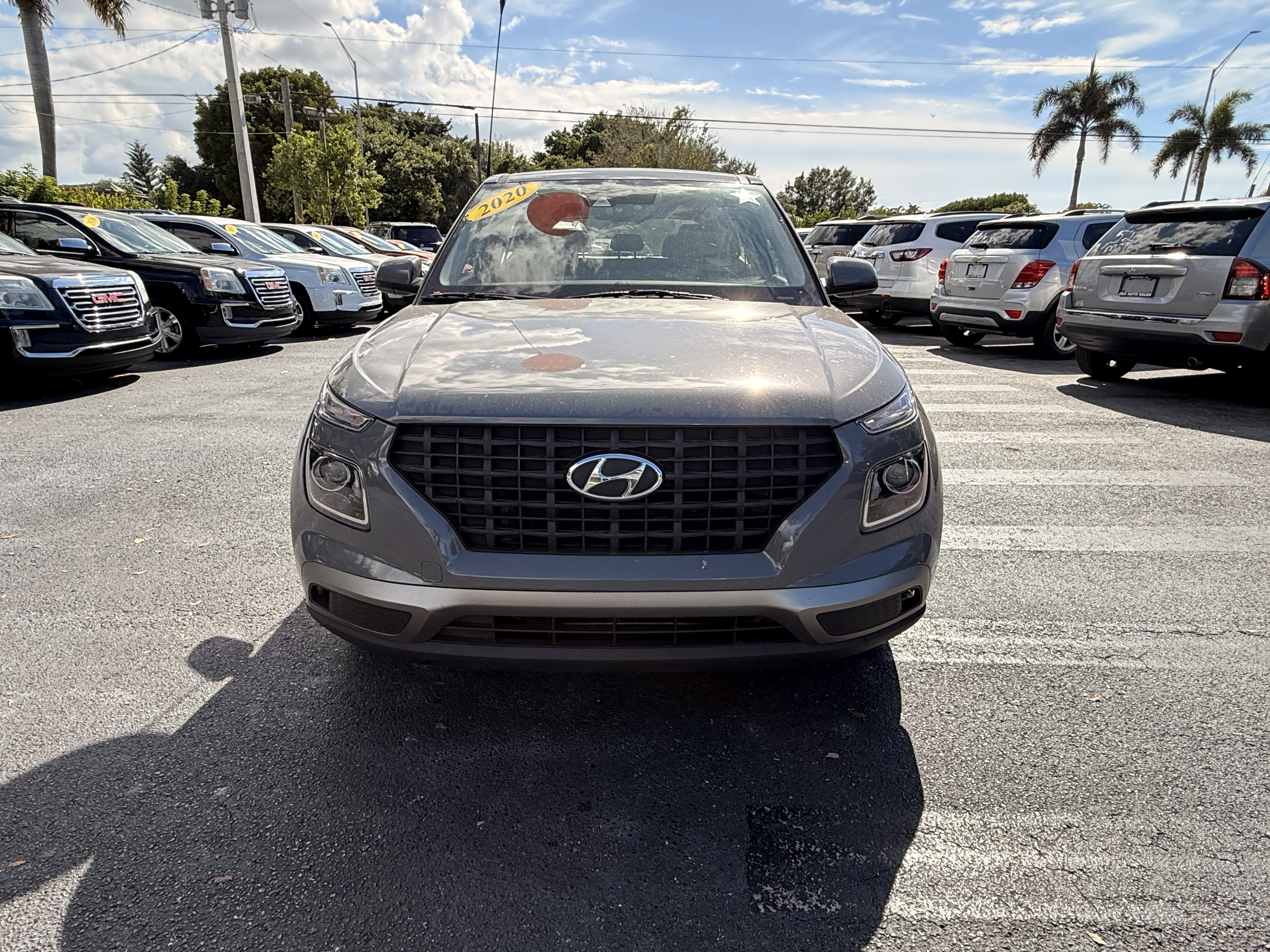 2020 Hyundai Venue SE's photo