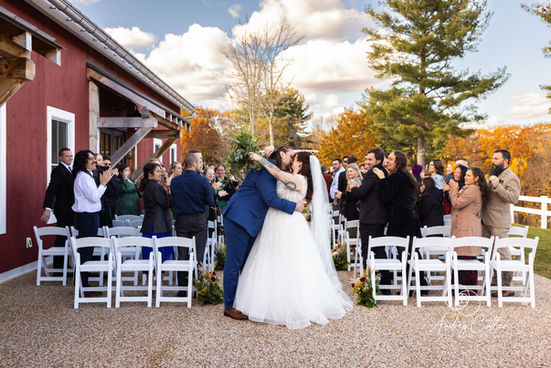 Ceremony Spot | rustic barn wedding | Fall for wedding venue | Sutton MA | Massachusetts wedding venue | The Barn at Blackstone National