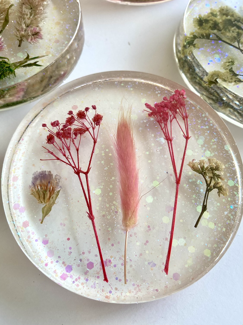 Thumbnail: Resin coasters with real flowers, set of 6