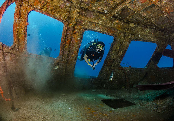 GoDive PADI MSD in Thailand | Alain Barrat during a PADI Master Scuba Diver course in Phuket | oxybullesdiving Rawai