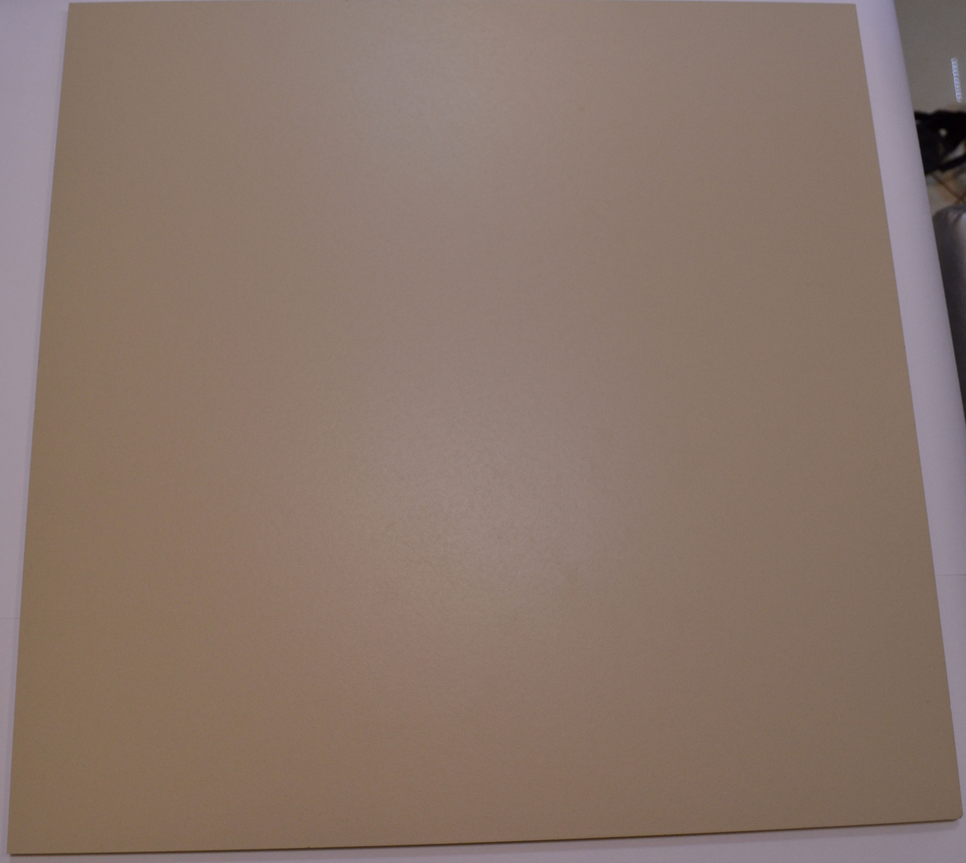 Керамогранит коричневый 600*600*10