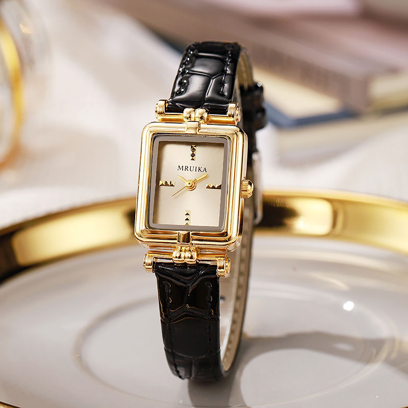 Miniatura: Relógio Feminino Retrô com Caixa Quadrada Dourada e Pulseira de Couro