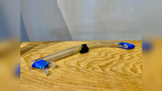 tuba azul