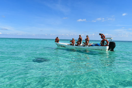 Boat tour sian kaan