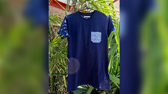 Playera azul MKT de frente