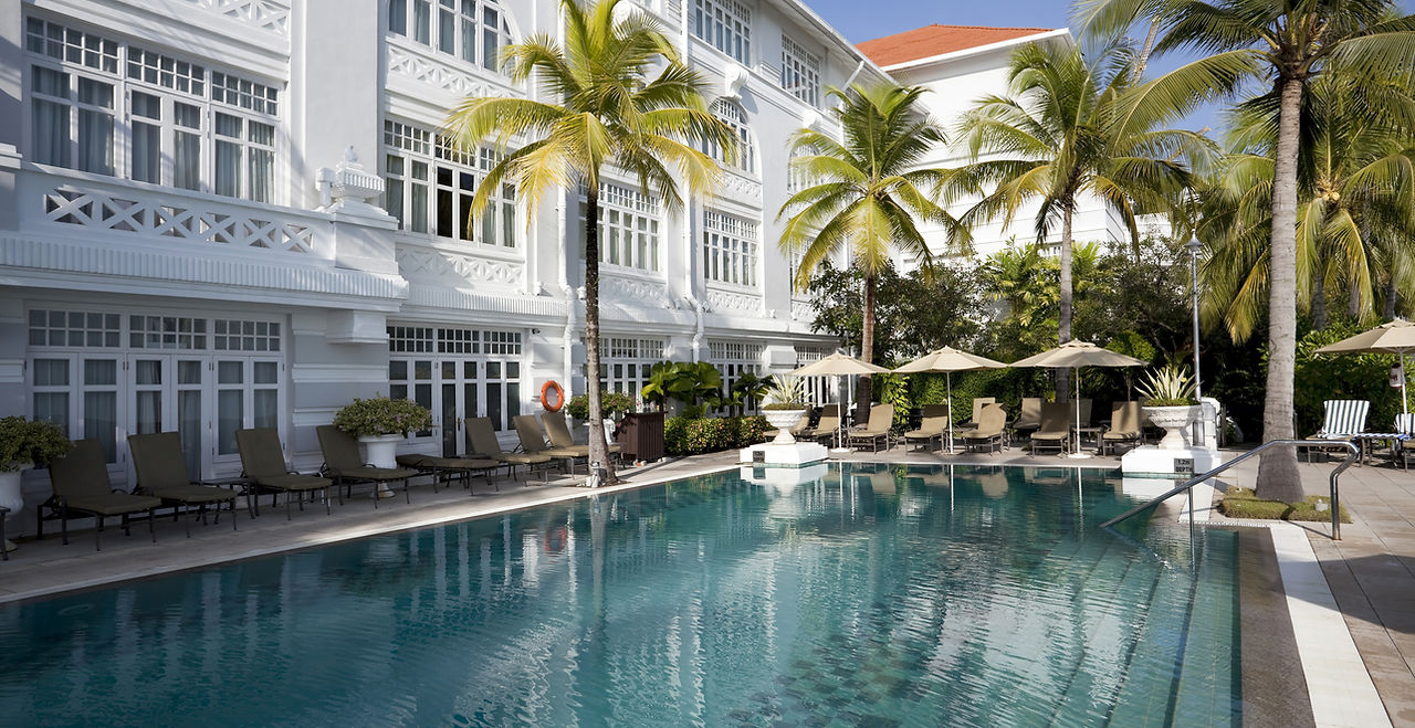 Hotel Pool