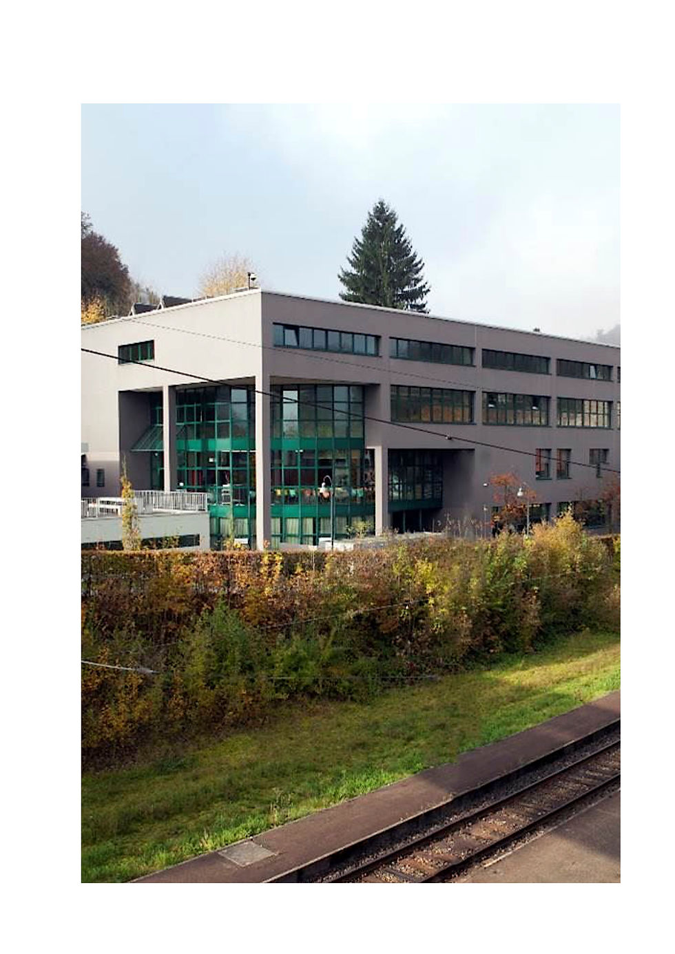 Unsere Geschäftsstelle im KV-Schulhaus in Baden