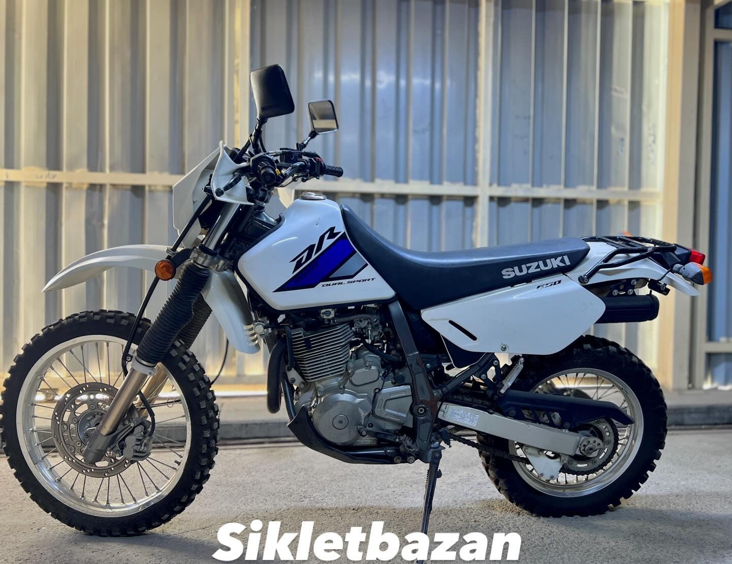 DR650