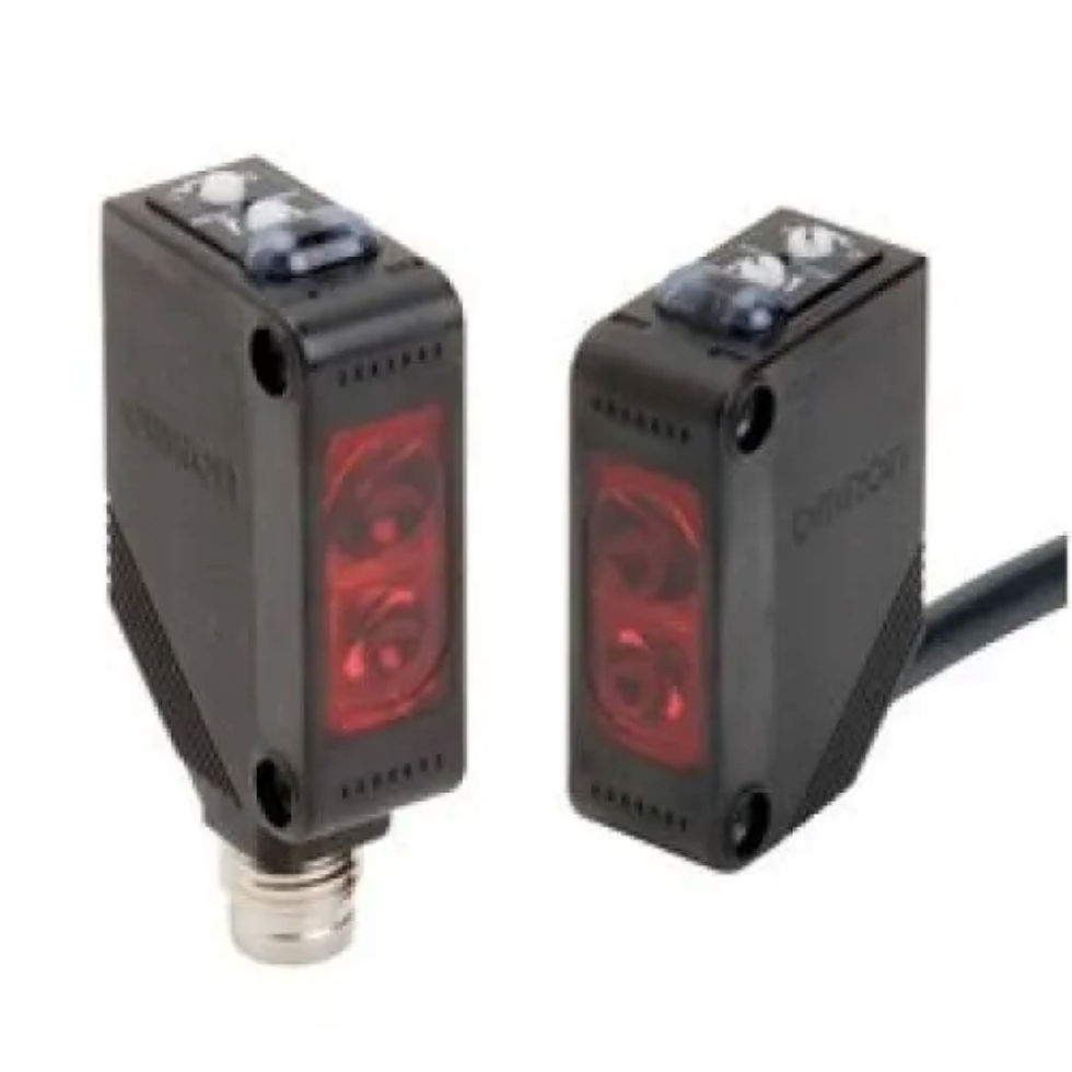 E3Z-D82-IL3 Omron Photoelectric Sensor