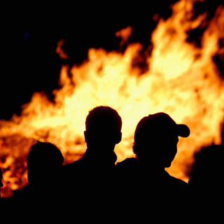 29240662_2006-11-08_Pictures-from-the-_mark_bonfire_.jpeg