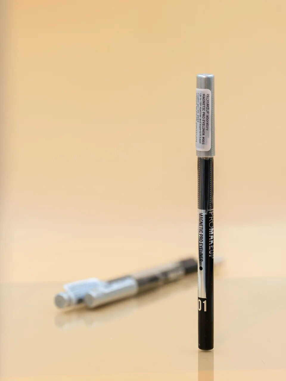 PRO карандаш для глаз Magnetic pro eyeliner 001 black