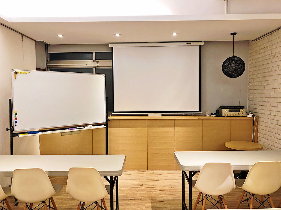 Thumbnail: 2F寬敞舒適的活動空間