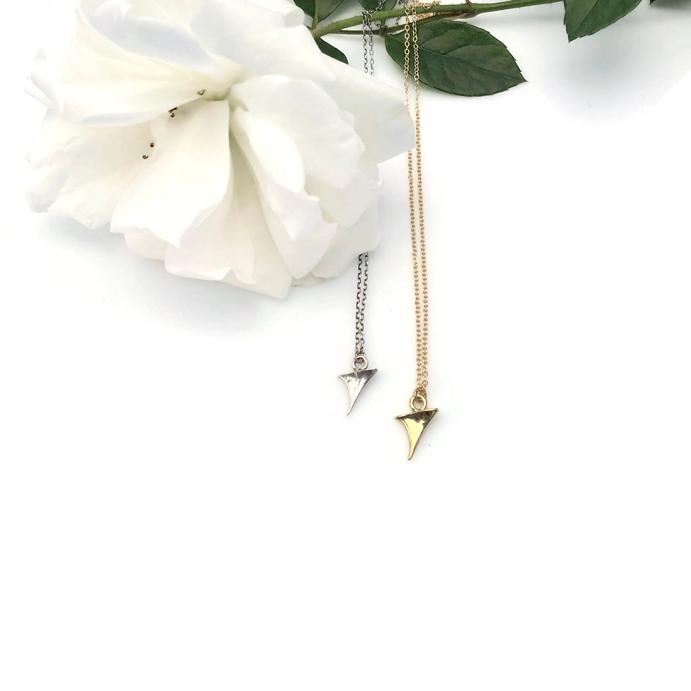 Thumbnail: Gold Thorn Necklace | Rose Thorn Necklace | Thorn Jewelry | Dainty Gothic Jewelry