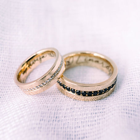 Ko gravēt laulību gredzenos?