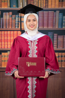 Graduation & Convo Photoshoot Studio & Family Photoshoot.